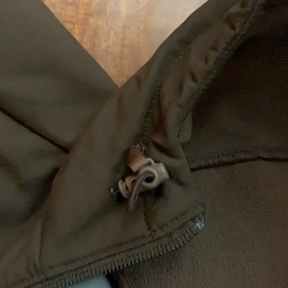 Helly Hansen Lightweight Hooded Jacket - image 4